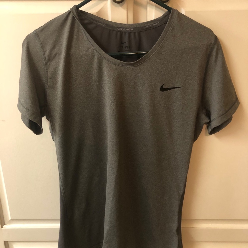 Ladies athletic top